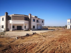 Villa avec grand terrain