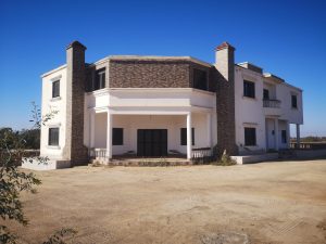 Villa avec grand terrain