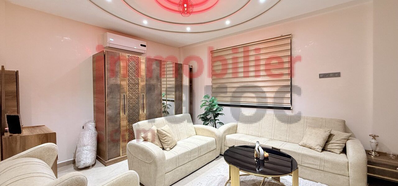 Villa avec piscine à vendre ou à louer – 260 m² – À 10 min de Marrakech