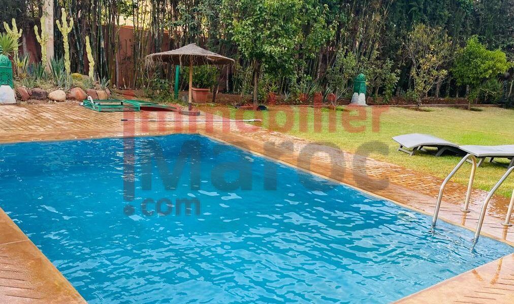 Villa à Vendre – Route de l’Ourika, 25 km de Marrakech | 5 Chambres | Piscine | Vue Atlas