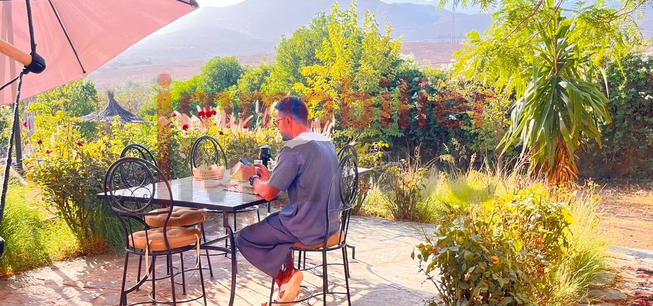 Villa d’hôtes de charme à vendre – 1 hectare entre Tahanaout et l’Ourika