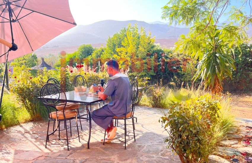 Villa d’hôtes de charme à vendre – 1 hectare entre Tahanaout et l’Ourika