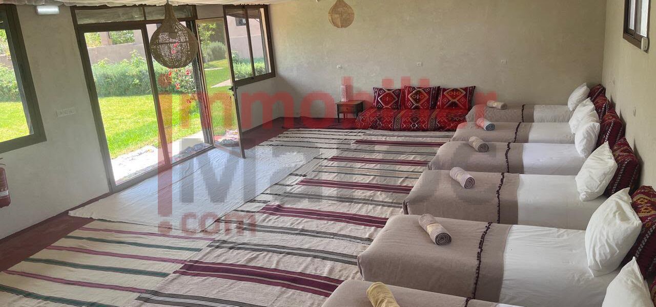 Villa d’hôtes de charme à vendre – 1 hectare entre Tahanaout et l’Ourika