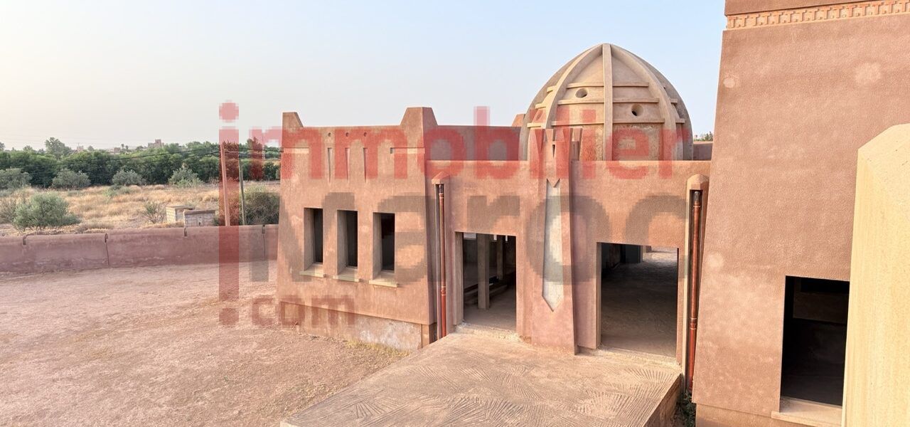 Villa semi-finie 750 m² sur 14 000 m² – Route du Barrage Marrakech – VNA définitive, vue Atlas