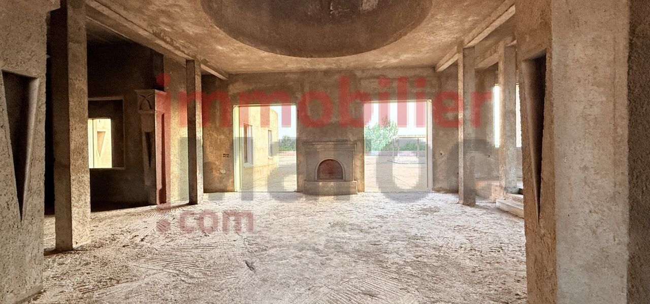Villa semi-finie 750 m² sur 14 000 m² – Route du Barrage Marrakech – VNA définitive, vue Atlas