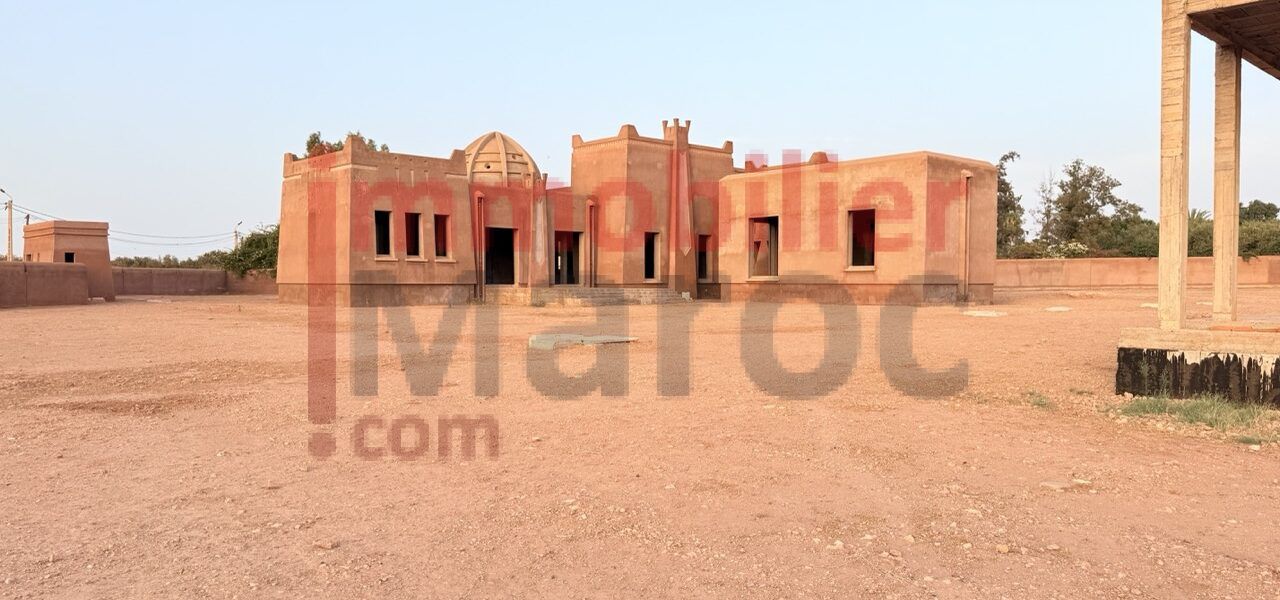 Villa semi-finie 750 m² sur 14 000 m² – Route du Barrage Marrakech – VNA définitive, vue Atlas