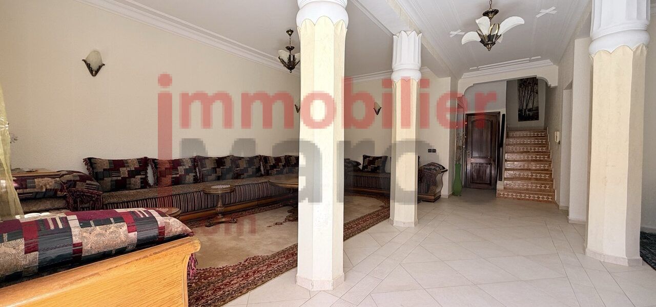 Superbe Villa Traditionnelle Marocaine à Louer – À 5 min de M Avenue