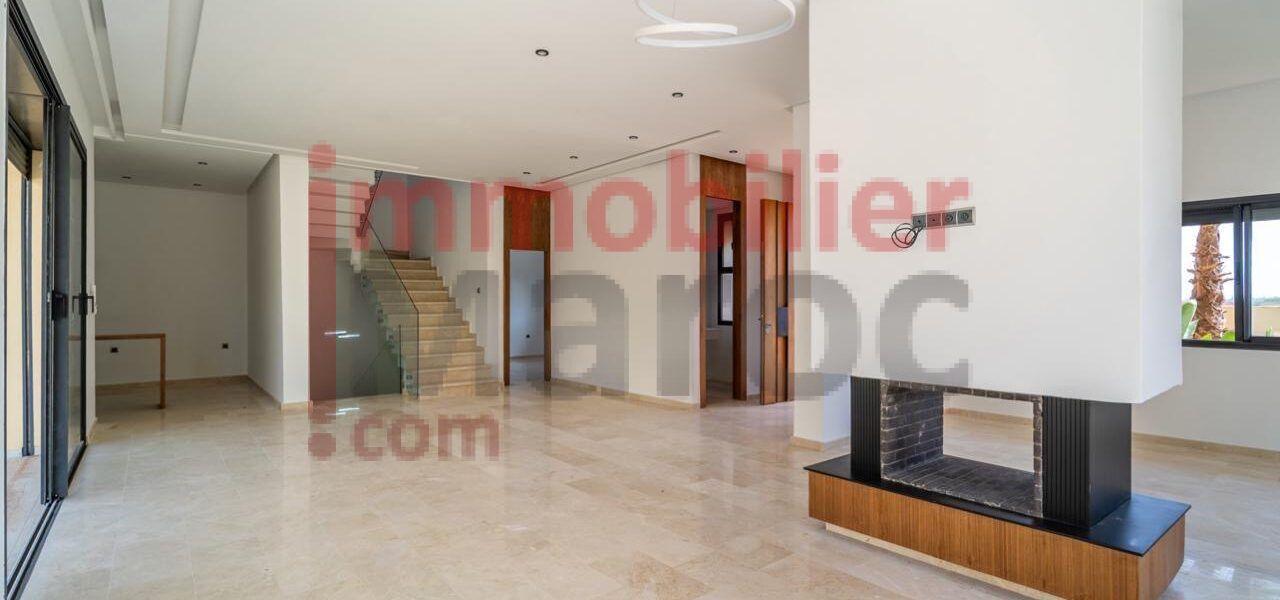 Sublimissime Villa Neuve d’Exception à Amelkis 3 – Élégance, Golf & Vue Atlas