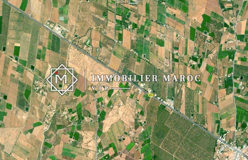 Vue aérienne du terrain agricole de 16 hectares à vendre route de Sidi Rahal, Marrakech