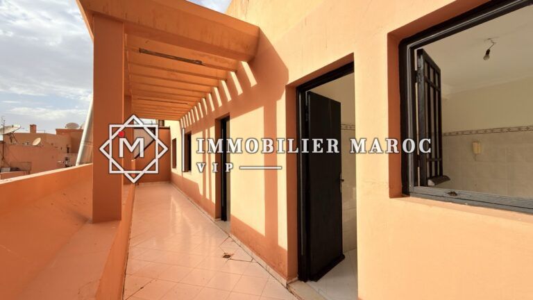 Bureau à louer Guéliz Marrakech – 90 m², 4 pièces et terrasse, près du Carré Eden