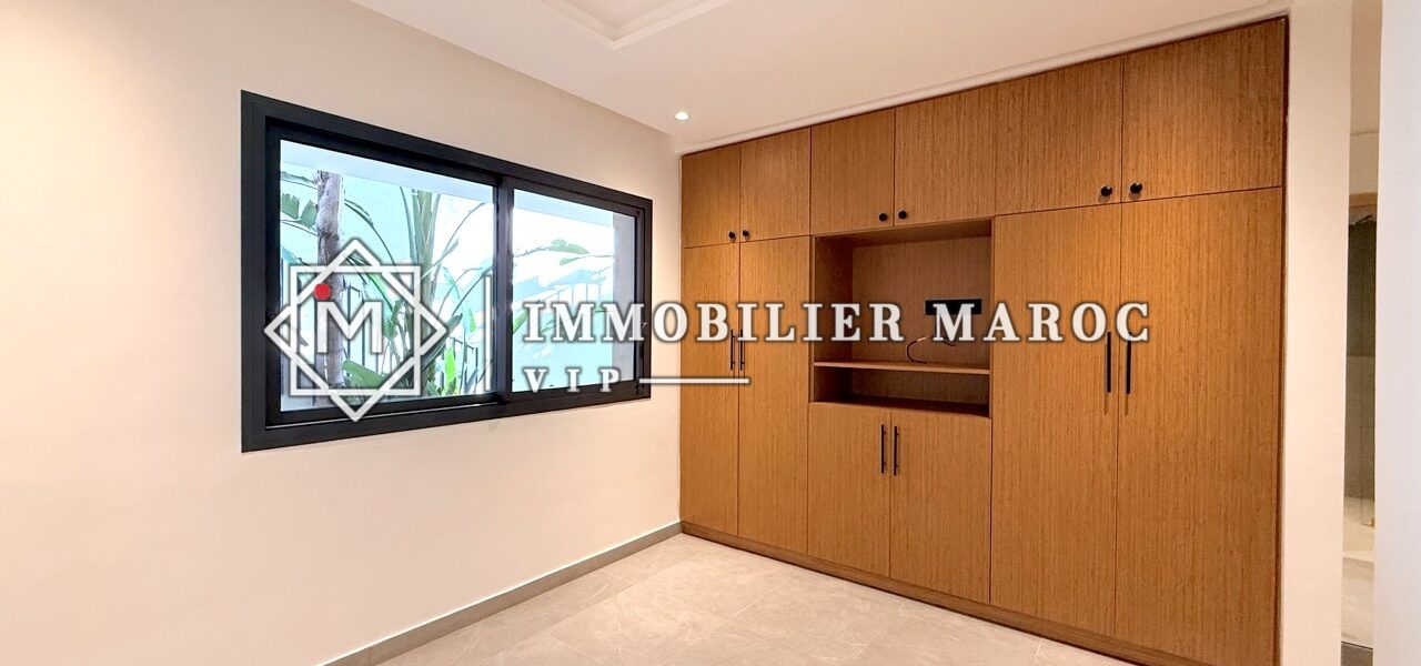 Chambre avec placards, villa à vendre au Golf d'Amelkis, Marrakech