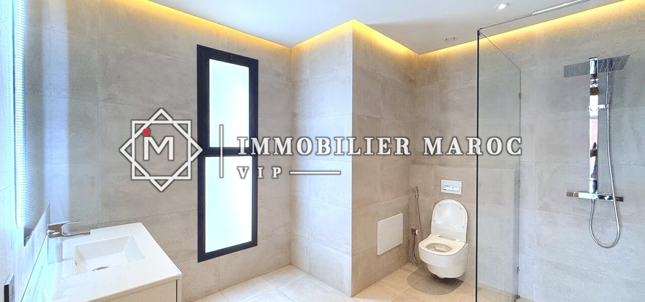 Salle de bain de suite, villa à vendre au Golf d'Amelkis, Marrakech