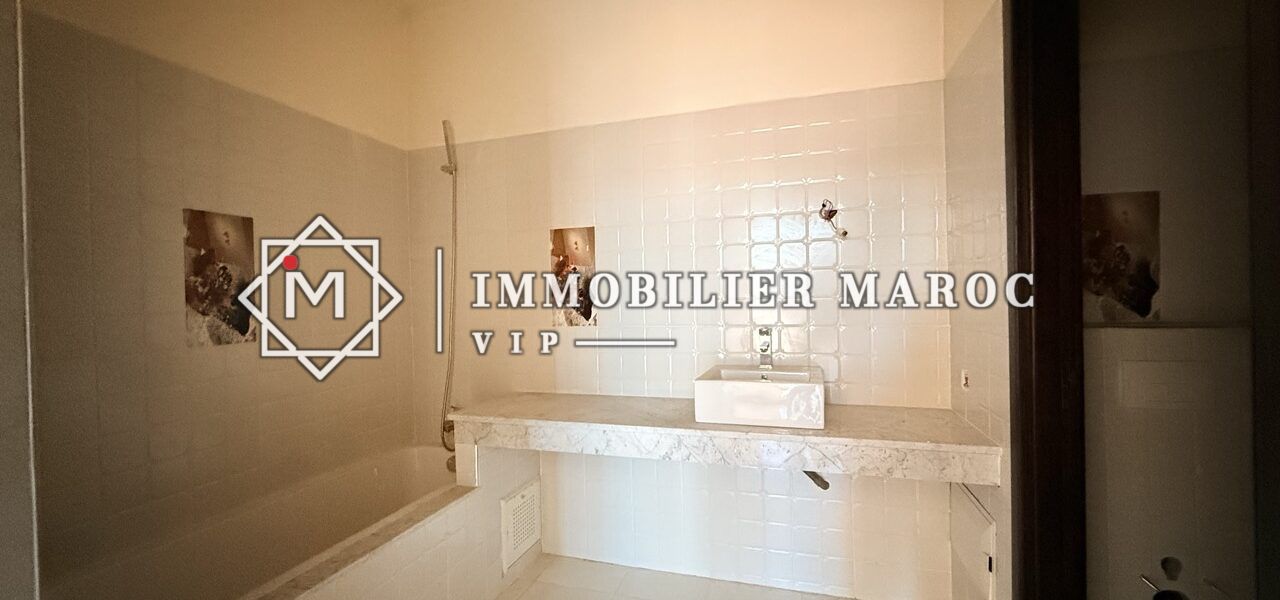 Salle de bain privative d'une suite – domaine de 15 suites à vendre Palmeraie Marrakech
