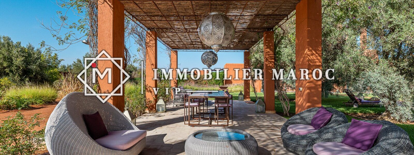 Pergola de 90 m² avec salon d'extérieur, villa à vendre avec VNA route d'Amizmiz, Marrakech