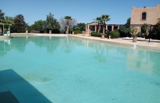 Domaine d'exception 13 000 m² avec plage privée à vendre, route de l'Ourika
